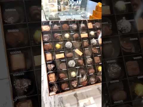 GODIVA CHOCOLAT #godiva #chocolate #minivlog #jeddah #trending #trendingshorts #shortvideo