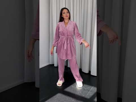 Піжама жіноча комплект 5ка (халат+штани+футболка+шорти+майка) велюр плюш Рожевий S - фото 1 - id-p2041282777