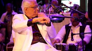 Pyarelal Ji on his Violin