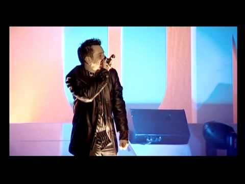 Videoclip de Wet Spot (Live Julia) — And One