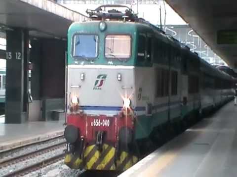 E656.040 + E656.439 in partenza con l' IC 707 Roma Termini - Taranto