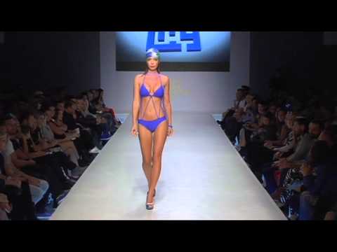 Konstantinos Mitrovgenis catwalk at 14th AXDW PART1