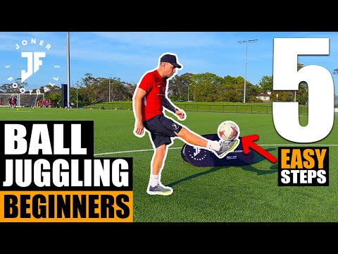 HOW TO JUGGLE THE BALL⚽️ BEGINNERS STEP-BY-STEP GUIDE