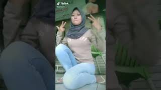 Download lagu Awek tudung mp3