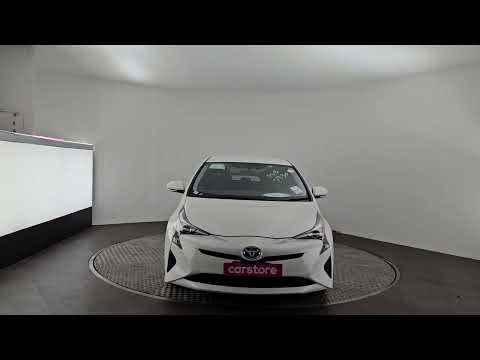 Toyota Prius 1.8 Hybrid - Image 2