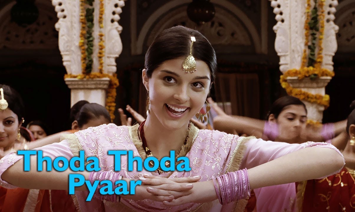 Thoda Thoda Pyaar Aa Gaya Lyrics | Love Aaj Kal | Sunidhi Chauhan | Pritam Chakraborty