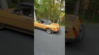 1977 MG MGB Roadster - Reversing