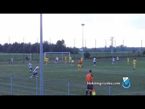 Huragan Gniewczyna - Błękitni Grzęska gol Jakuba Domki na 2 do 1  (4 do 1)  09.05.2015