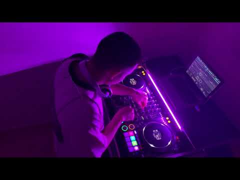 MINIMIX #016 | Battle of the Saxes 🎷🎶 | DDJ-1000