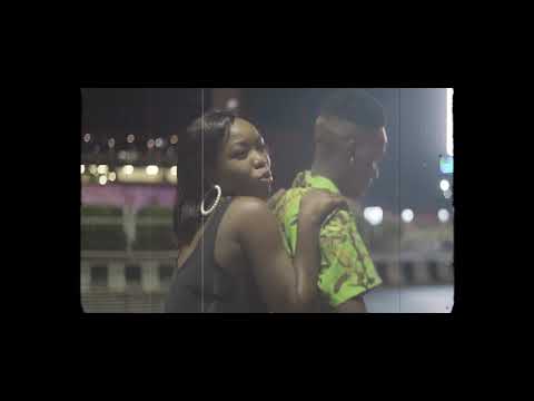 Maxee -  Closer (Official Video)