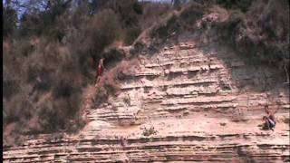 preview picture of video 'Cliff jump  in Corfu -Sidari 2011'