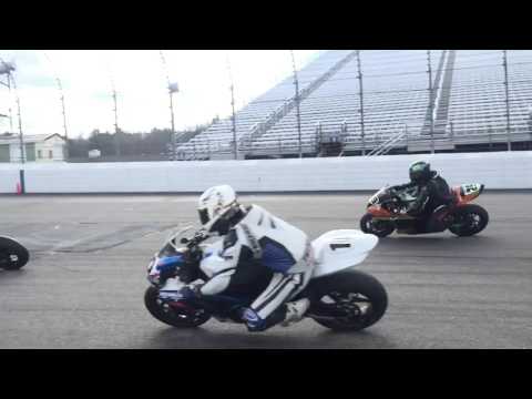 2016 LRRS Round 1 MWGP (Dash for Cash) start from Turn 1