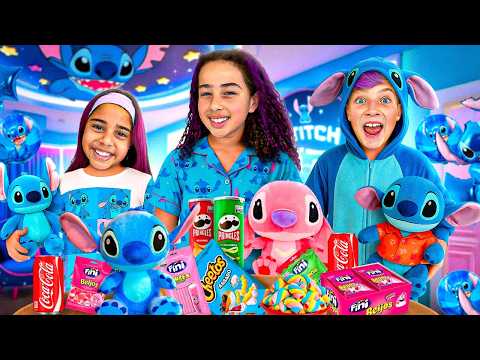 WE HAD A STITCH SLEEPOVER PARTY AT 3:00 IN THE MORNING AND THE CLOWN SHOWED UP!