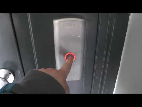 Siemens (MB: OTIS) Traction Elevator @ Älvsåkersgränd 45, Stockholm, Sweden!