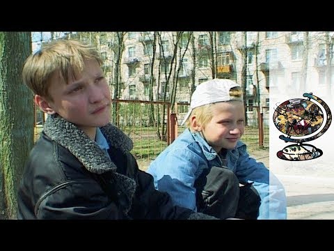 Russian Street Kids (2002)
