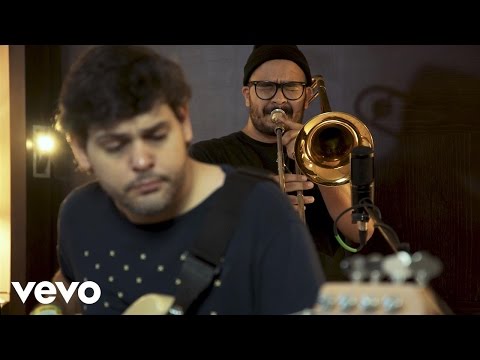 Señor Loop - Full Episode on Room Service