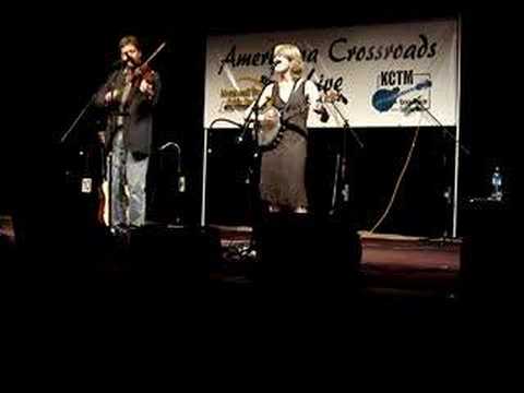 Americana Crossroads Live - Dana and Susan Robinson