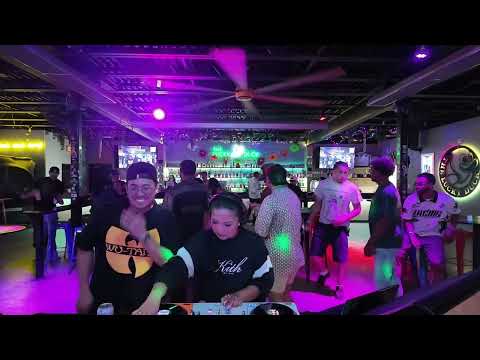 Open Decks Set at the Lucky Duck SATX