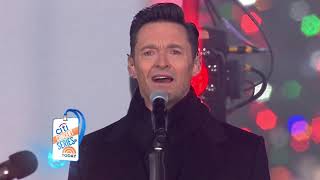 Hugh Jackman performs ‘Les Miserables’ medley live