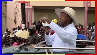 Download lagu Unexpected! Museveni Visits Ordinary Woman’s Home in Kagadi mp3