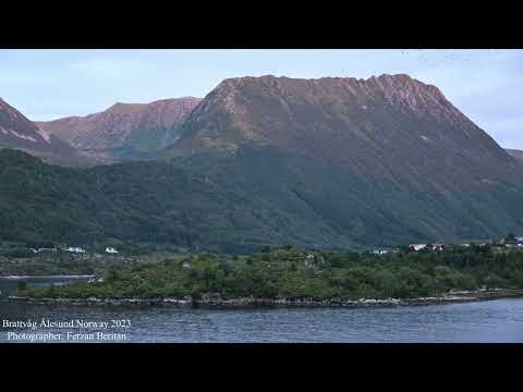 Brattvåg with Time Lapse! - (Brattvåg is a small town on the Norwegian sea)