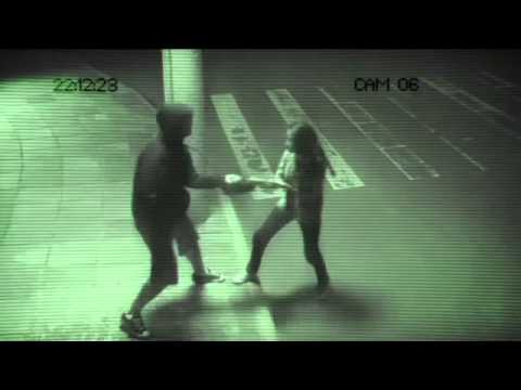 Ação Disque-Denúncia - Engajar a população no combate ao crime (Inglês).