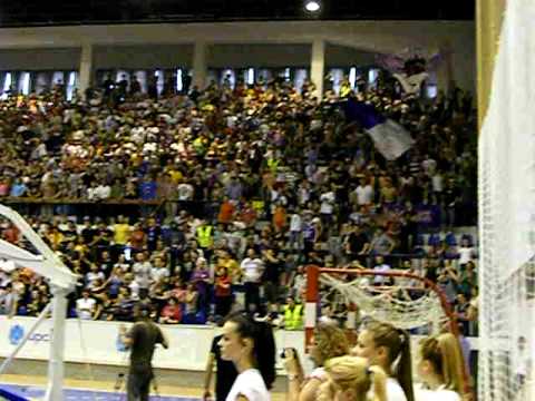 BCM Elba Timişoara - "U" Cluj, meciul patru - fanii bănăţeni