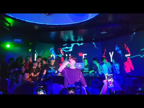 Love Y-i Valvanne - HATE Y-i Directo Madrid