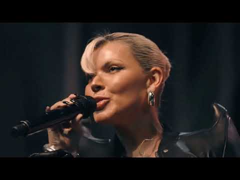 Duda Beat e Orquestra Ouro Preto - A praieira