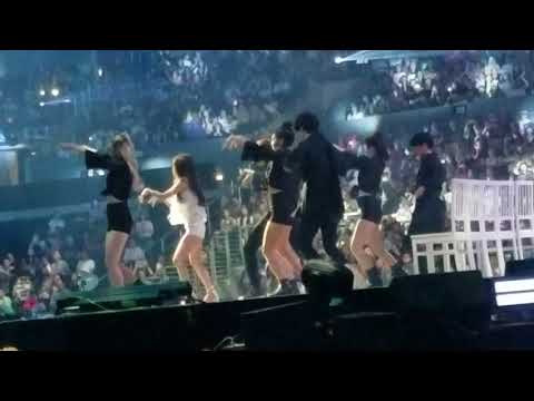 180812 KCONLA2018 Chungha - Love U