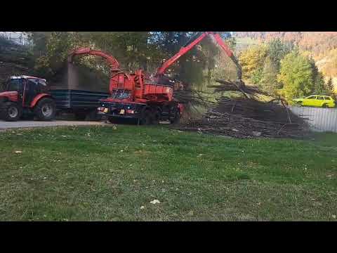 Lohnunternehmen Heuberger war bei uns Hacken