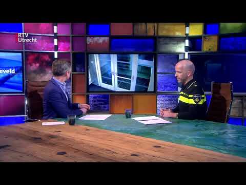 Vuurwerkvandalen vernielen deur van school in Nieuwegein