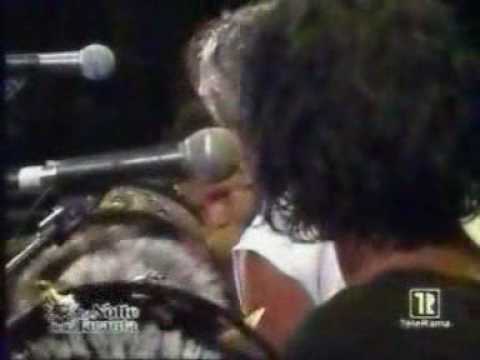 Pino Zimba @ Notte della Taranta 2006 (Pt 1\2)