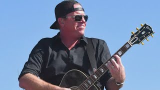 Texas country singer Pat Green to host live-streamed concert at Globe Life Field to benefit flood vi