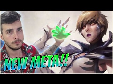 CAMILLE CON IL GRASP IN TOP