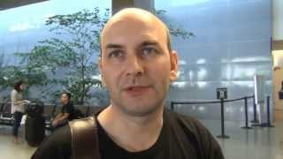 США 566: Из Сеула, из Кореи - к нам прилетел Александр. А за ним последует вскоре его семья.