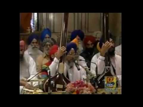 Gur Poore Meri Raakh Layi - Bhai Narinder Singh - Live Sri Harmandir Sahib