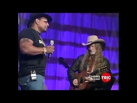 Willie Nelson Stars and Guitars 2002 - Stardust with Aaron Neville