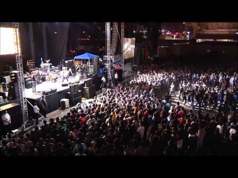 Robot Junkie Paradise EN VIVO - Festival Septiemble 2012 (Kitty Peligro + Once you go Mad)