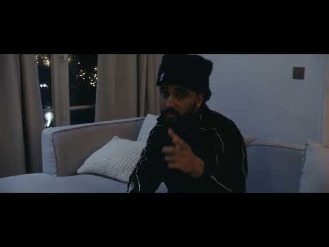 LauCarré - The Neighbor Downstairs... (Official Music Video)