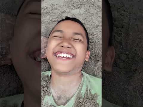 Fais's behavior makes you laugh, guys.