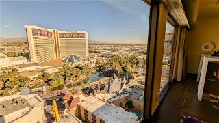 I paid $12 for the Harrah's Las Vegas Presidential Suite! (Full Tour)