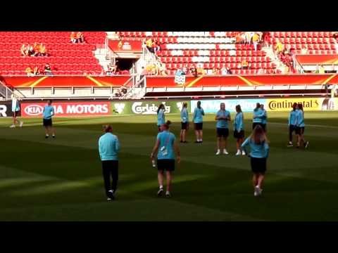 Weuro2017: Oranje Leeuwinnen zojuist gearriveerd in Enschede
