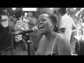 Kabza De Small, DJ Maphorisa - Asibe Happy (Live Perfomance by a girl in Sandton) Feat. Ami Faku