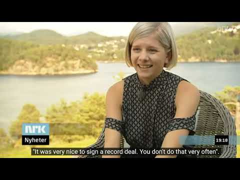 AURORA - Quote 049: Being 18: „…. Now I can legaly enter the venues where I play.“ (2014-08-10)