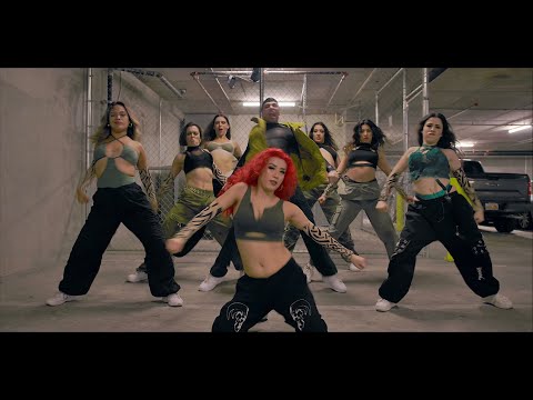 EN BAJITA | @NattiNatasha   @OmarCourtz  @justinquiles | Video concepto GABRIEL CANO