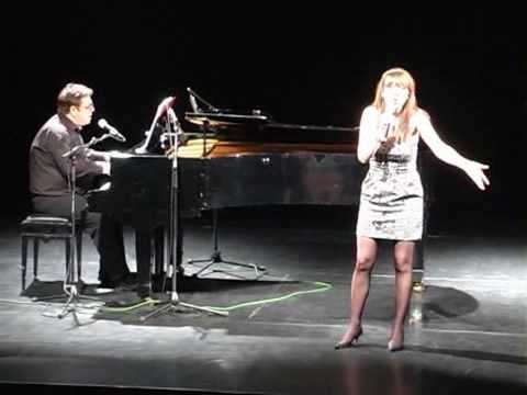 Beke Éva az I love a piano esten.