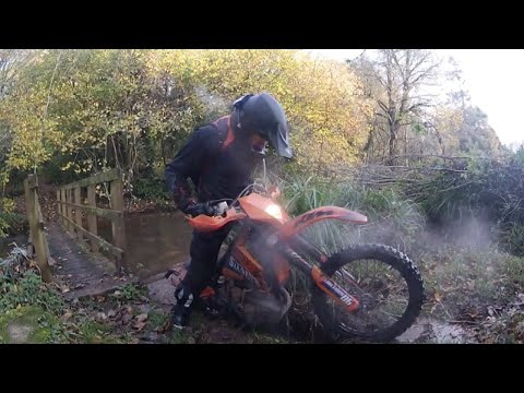 This is NOT a Bridleway - CRF vs KTM - Devon Green Laning