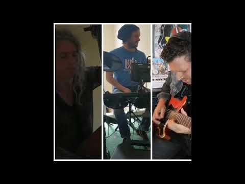 The Bassmen live for Live on the Square