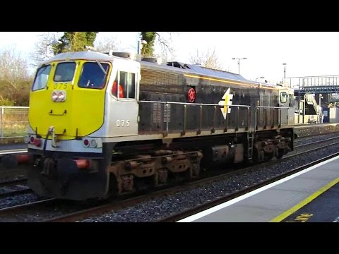 IE 071 Class Light Engine 075 at Kildare Station in Ireland